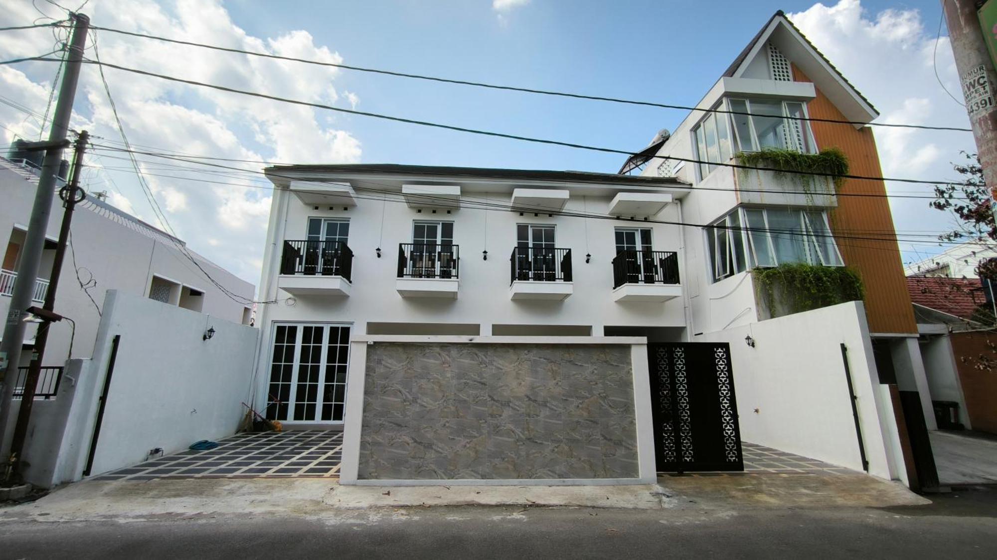 House Of Bedjo Powered By Cocotel Jogjacarta Exterior foto